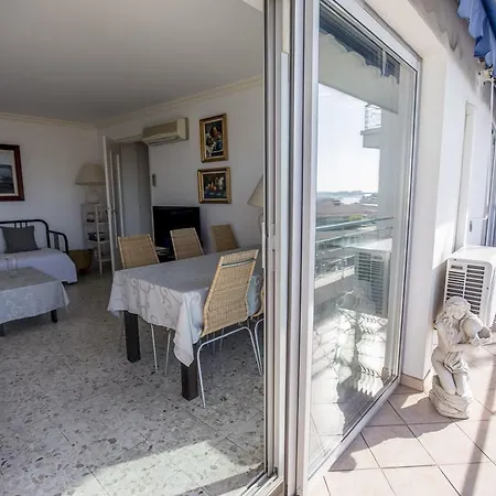 Very View By Connexion Cannes